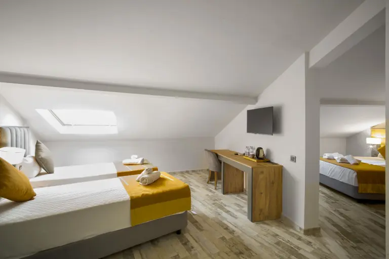 Çatı Katı Aile Odası