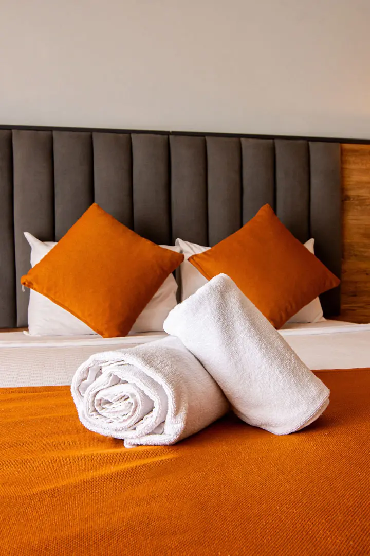 Deluxe Kara Manzaralı Oda