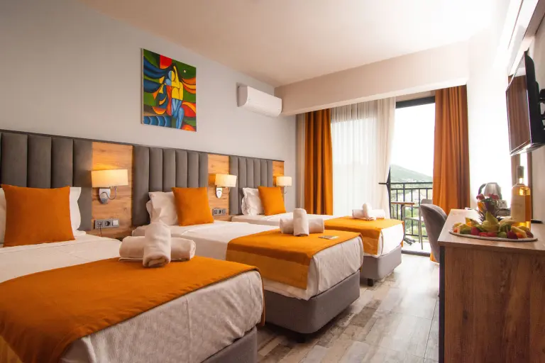 Superior Deniz Manzaralı Aile Odası