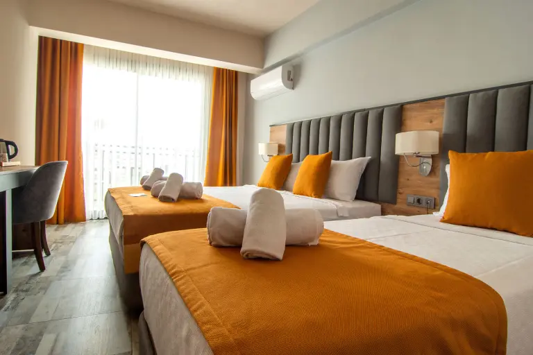 Superior Deniz Manzaralı Aile Odası