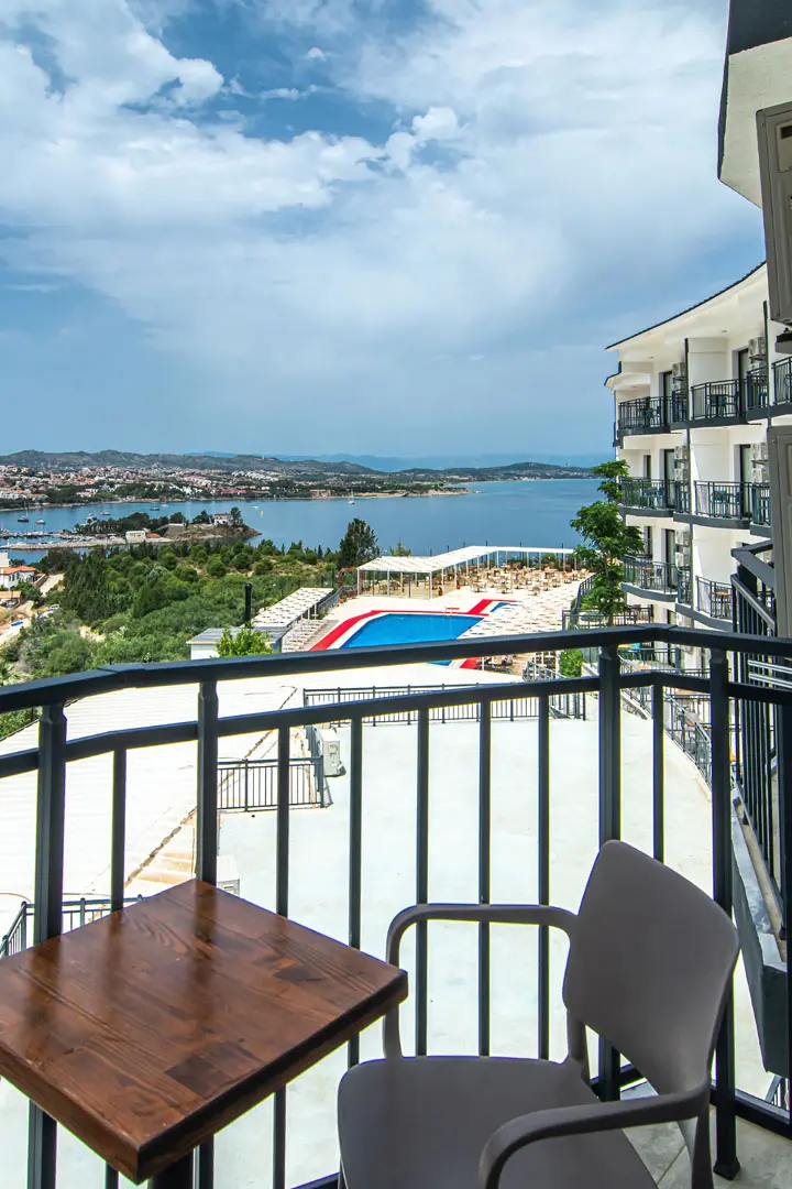 Superior Deniz Manzaralı Aile Odası