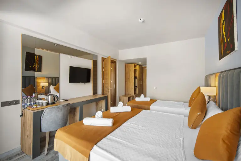 Superior Deniz Manzaralı Aile Odası