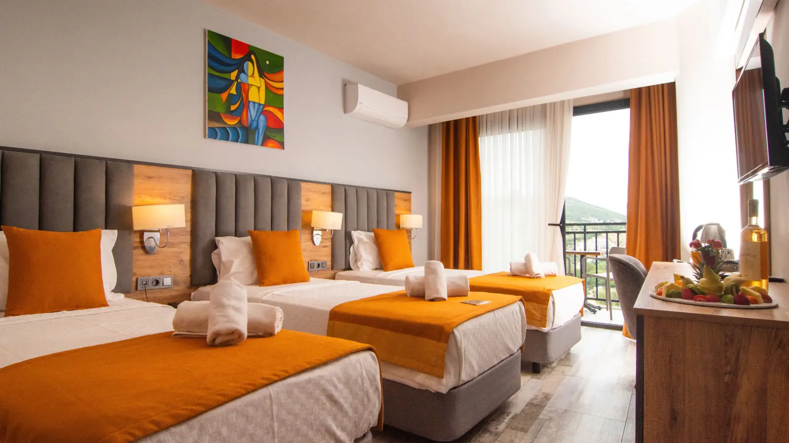 Superior Deniz Manzaralı Aile Odası